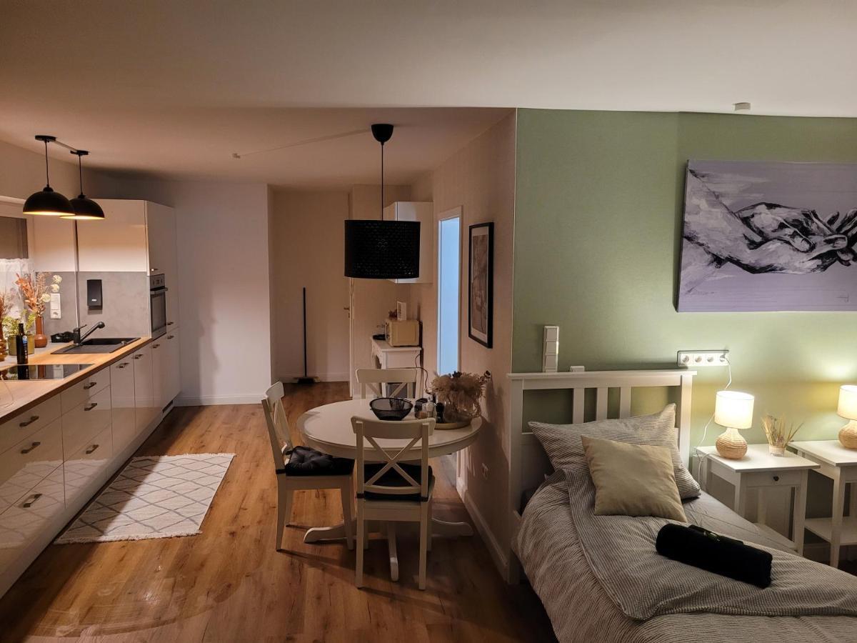 Ferienwohnung Nachtigall 2 바트헤르스필드 외부 사진